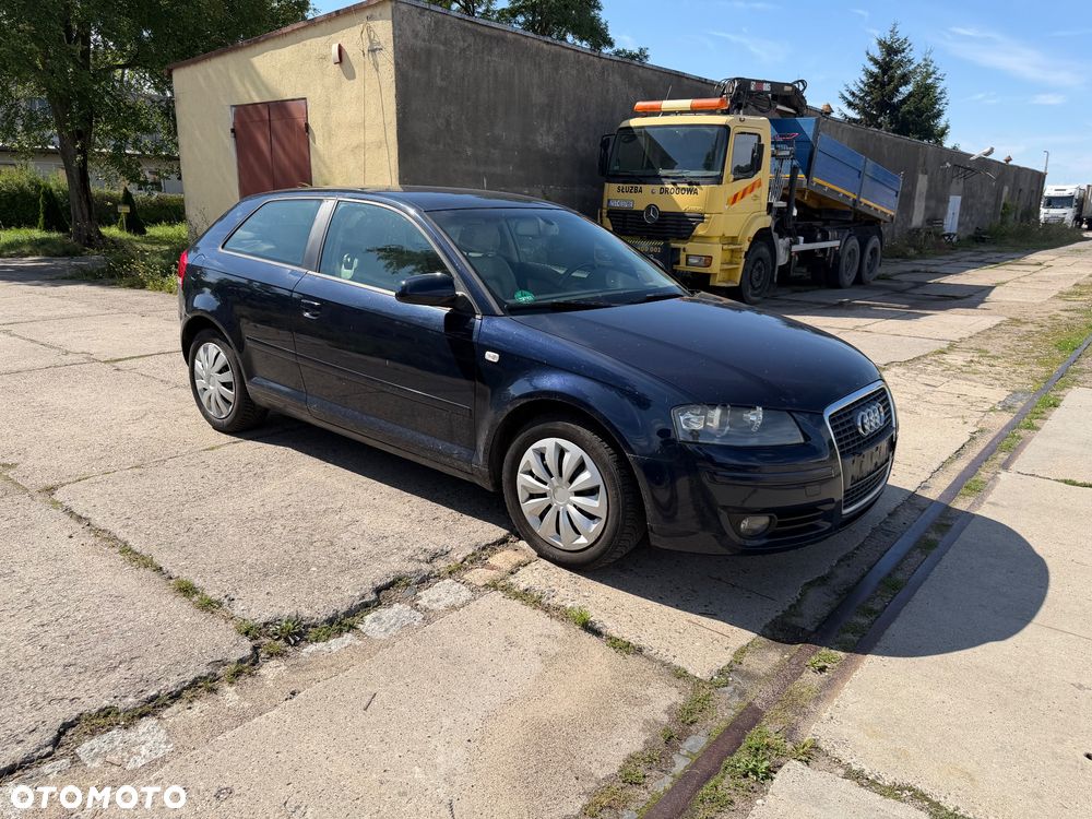Audi A3 3-drzwiowe 2.0 FSI Ambiente - 5