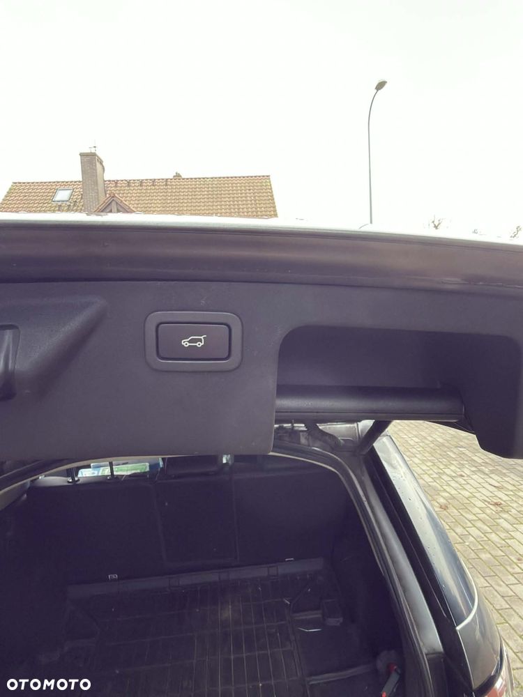 Land Rover Discovery Sport 2.0 TD4 Pure - 7