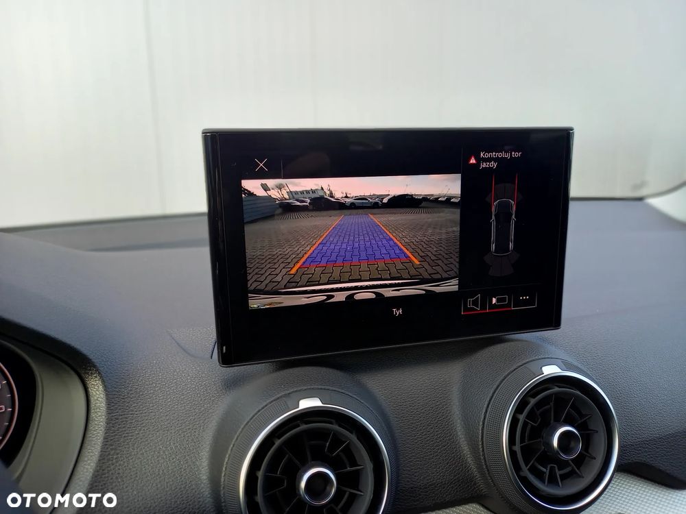 Audi Q2 - 13