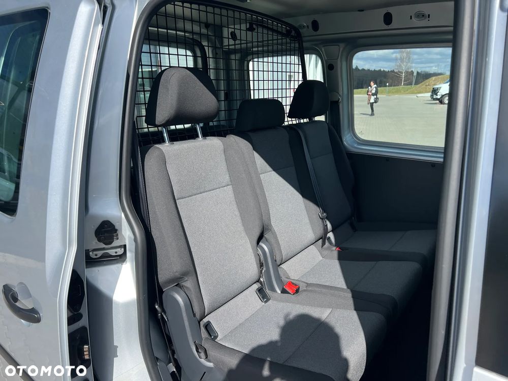 Volkswagen Caddy Mixt - 13