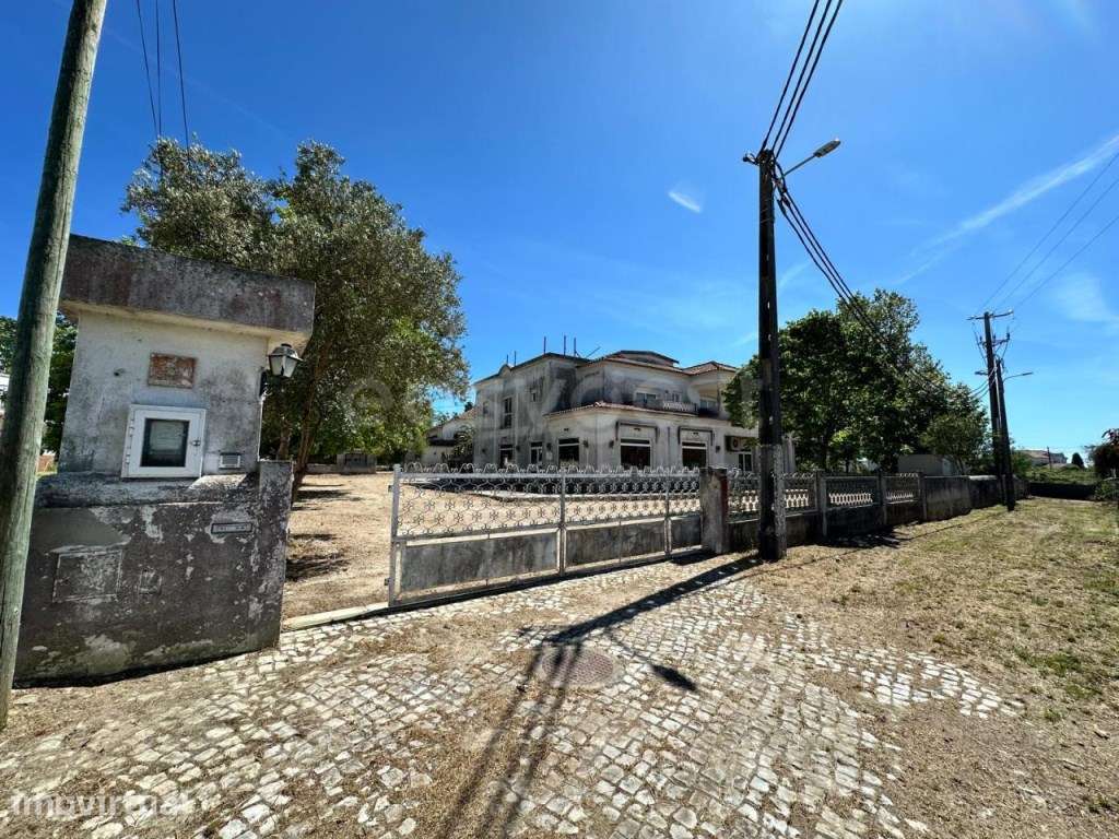 Imóvel com Licença para Restaurante e Residencial | Terreno de 2236... - Grande imagem: 2/17