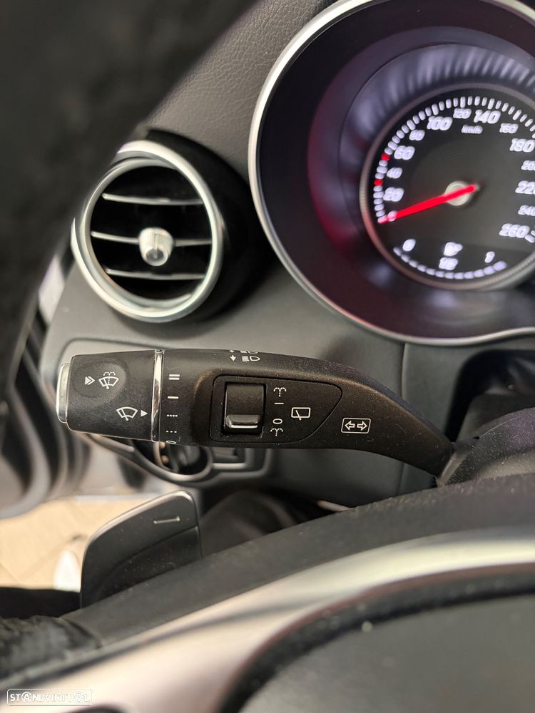 Mercedes-Benz GLC 250 d AMG Line 4-Matic - 24