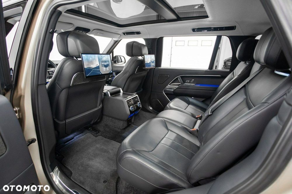 Land Rover Range Rover 4.4 V8 P535 LWB First Edition - 3