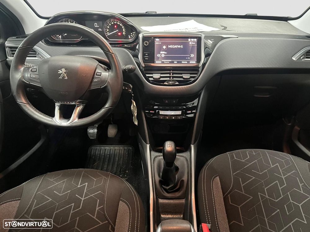 Peugeot 2008 1.2 PureTech Access - 7
