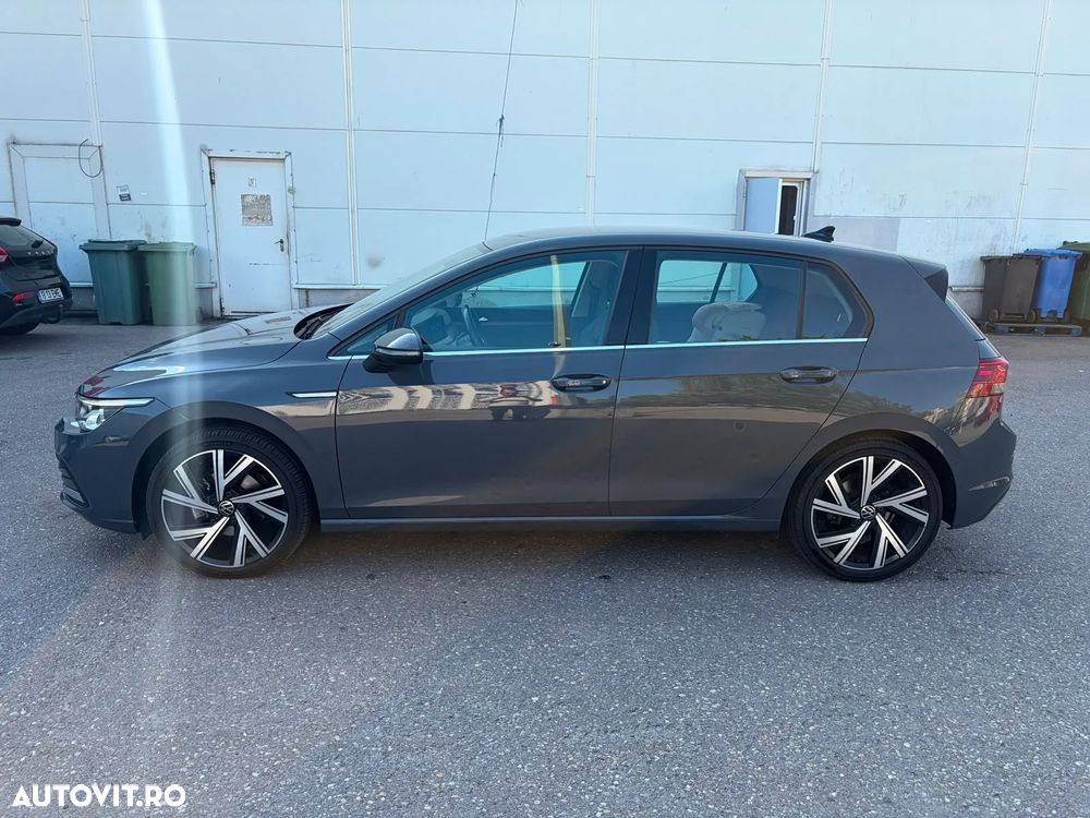 Volkswagen Golf - 3