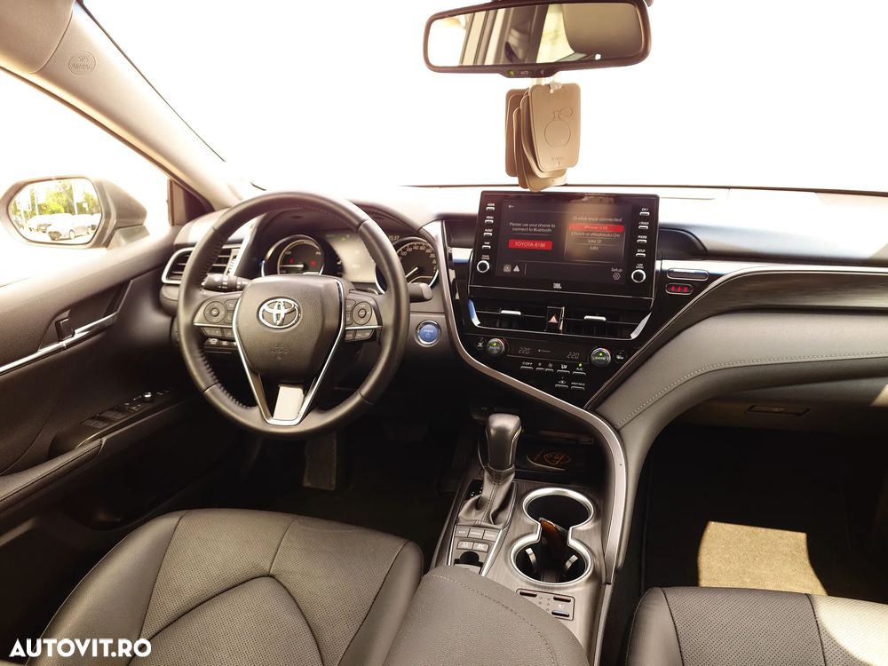 Toyota Camry 2.5 Exclusive - 18