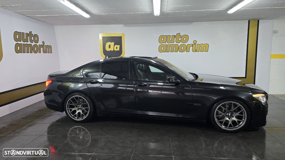 BMW 740 d Pack M - 3
