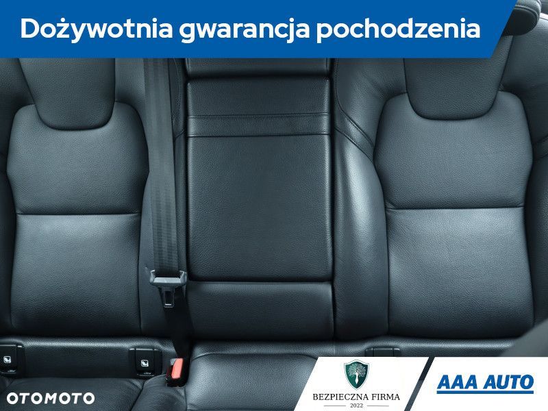 Volvo XC 60 - 12