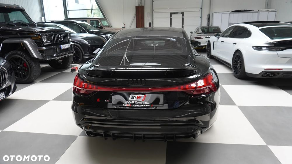 Audi RS e-tron GT - 17