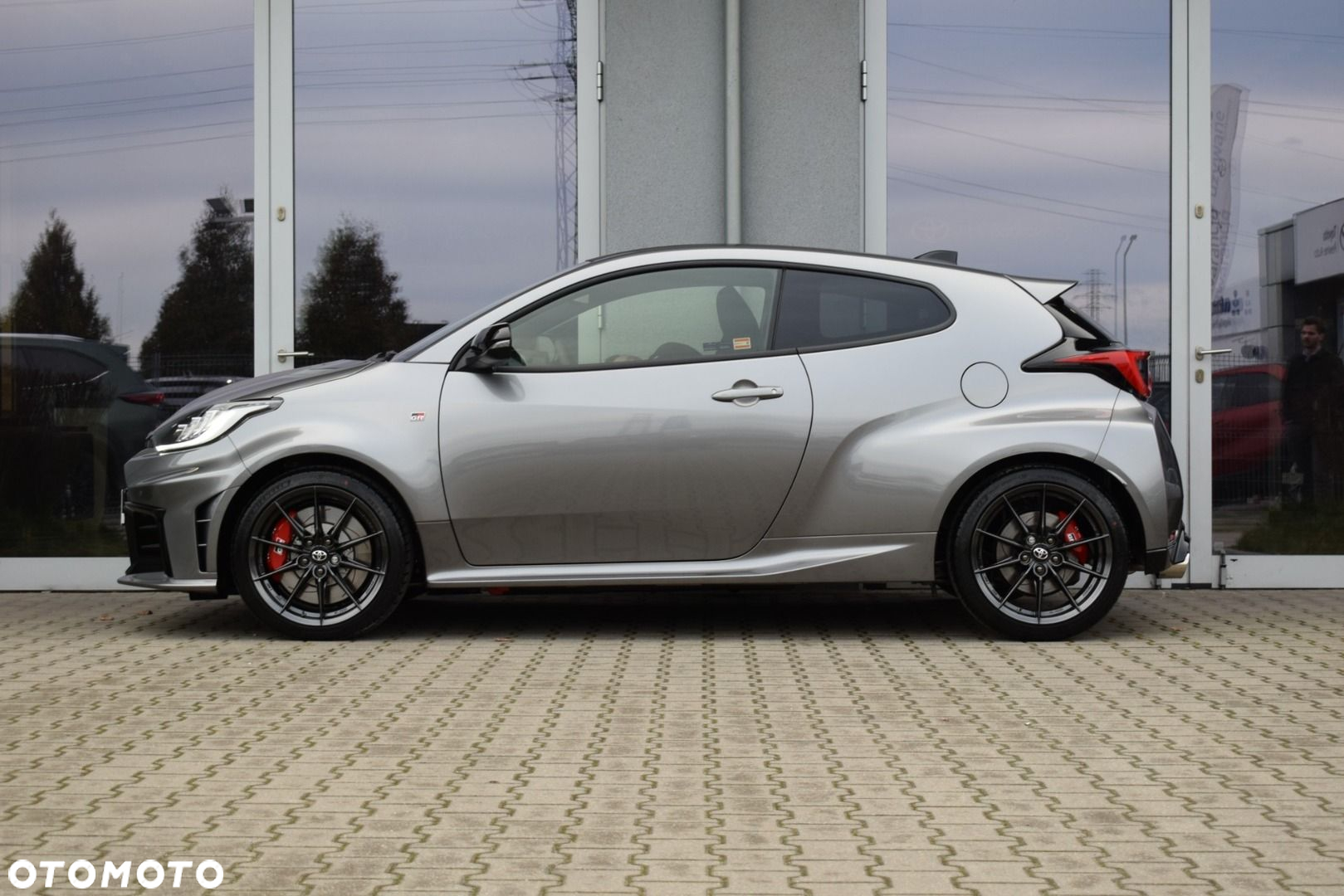 Toyota Yaris GR 1.6 Dynamic - 3