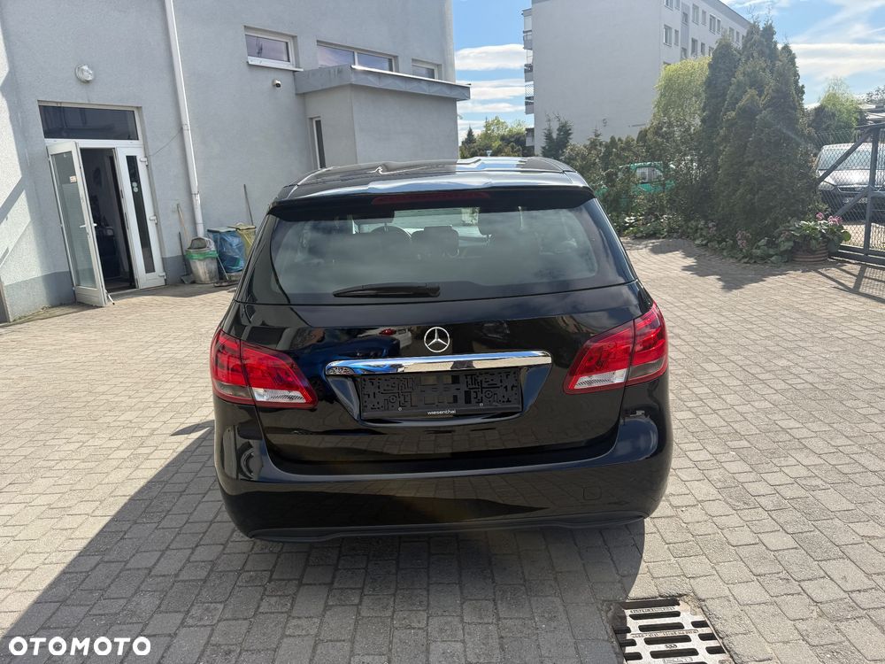 Mercedes-Benz Klasa B 200 d 7G-DCT Edition - 12