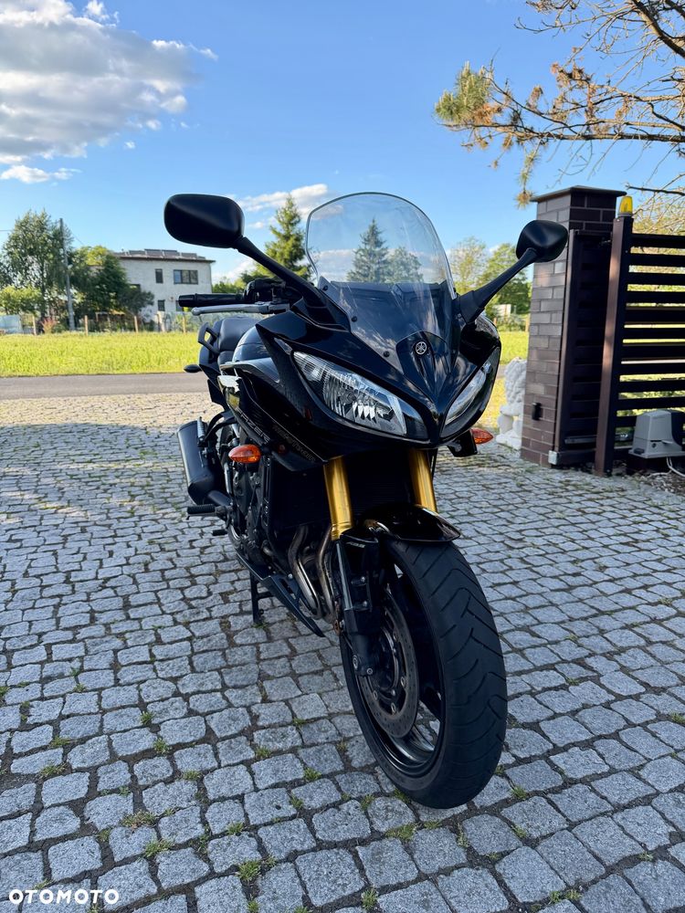 Yamaha FZ8 - 2