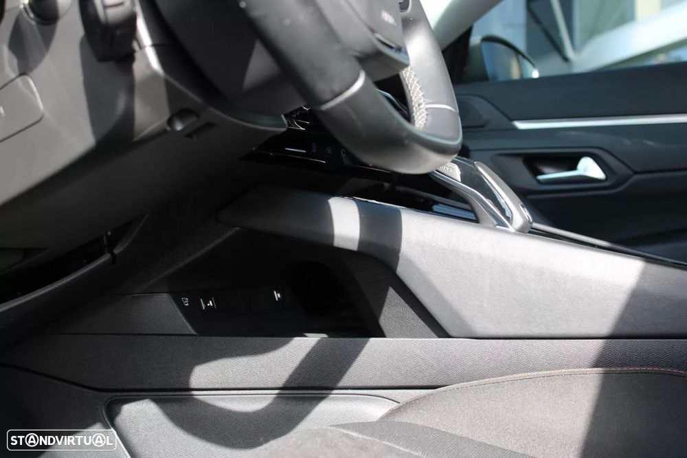 Peugeot 508 SW 1.5 BlueHDi Active Pack EAT8 - 17