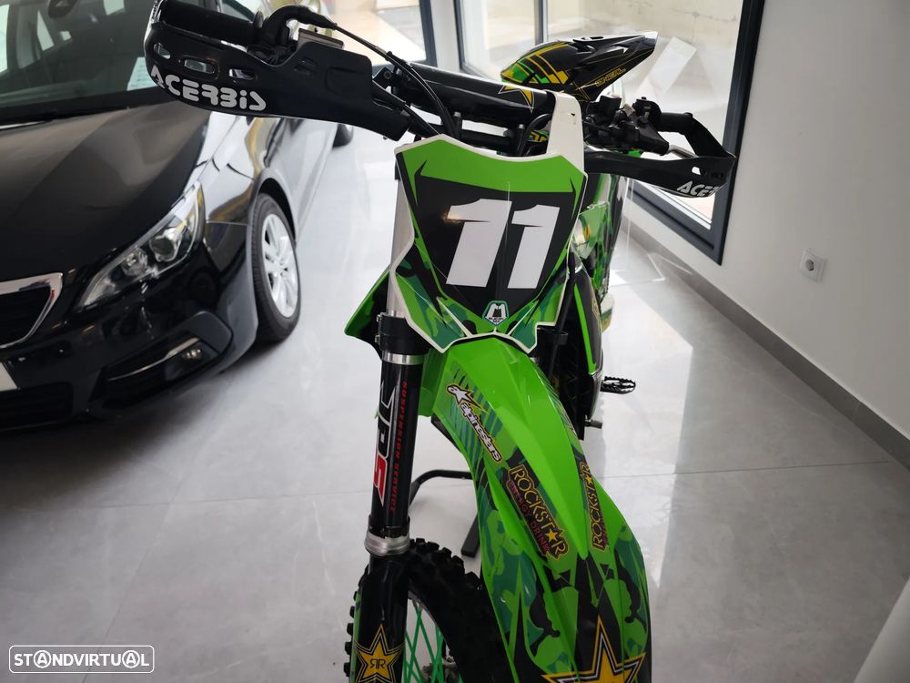 Kawasaki KX - 3