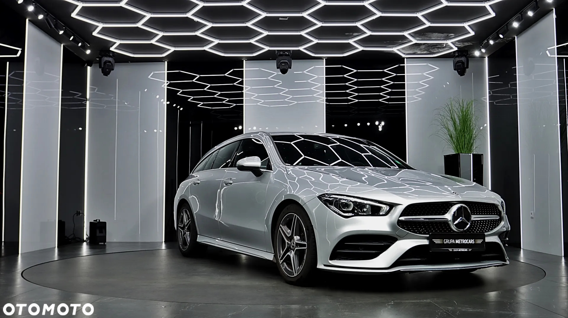 Mercedes-Benz CLA 200 AMG Line 7G-DCT - 14