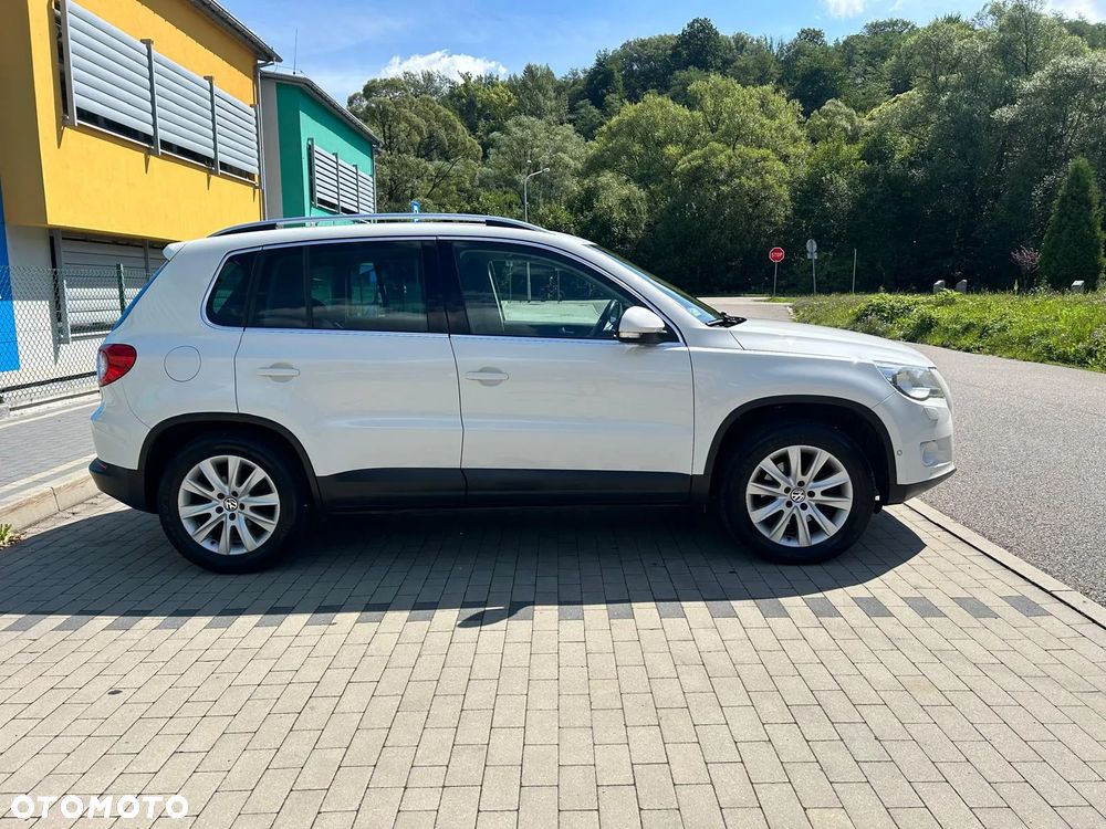 Volkswagen Tiguan - 5