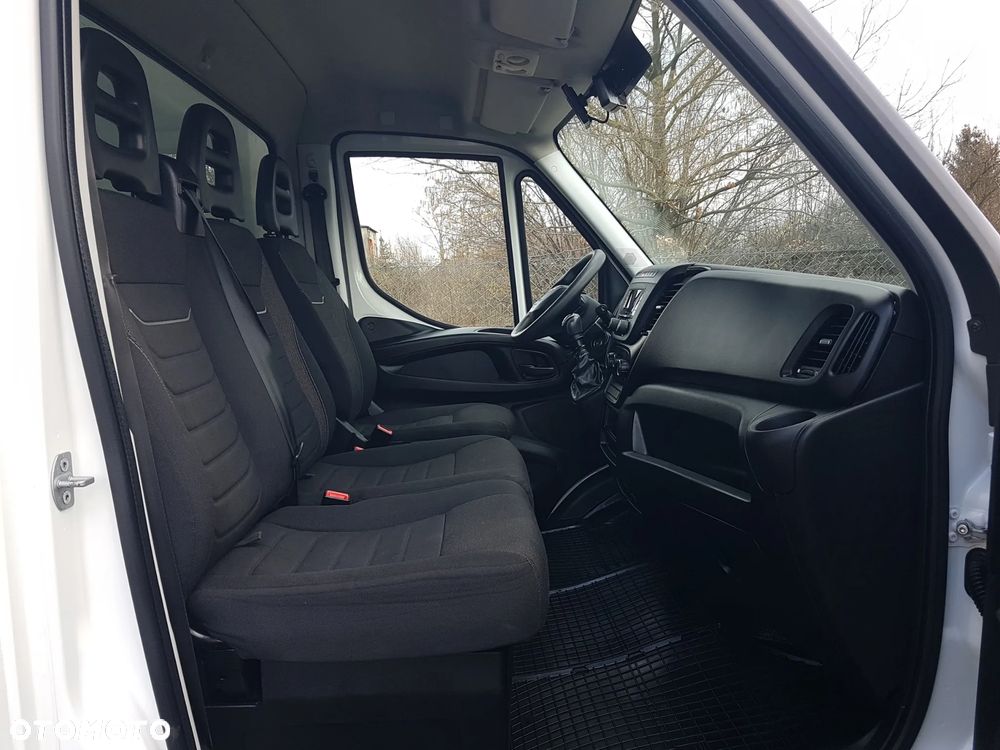 Iveco DAILY WINDA 8EP 4,29x2,23x2,23 KLIMA 35S16 MANUAL 6-BIEGÓW 3,0 160 KM KRAJOWY - 23