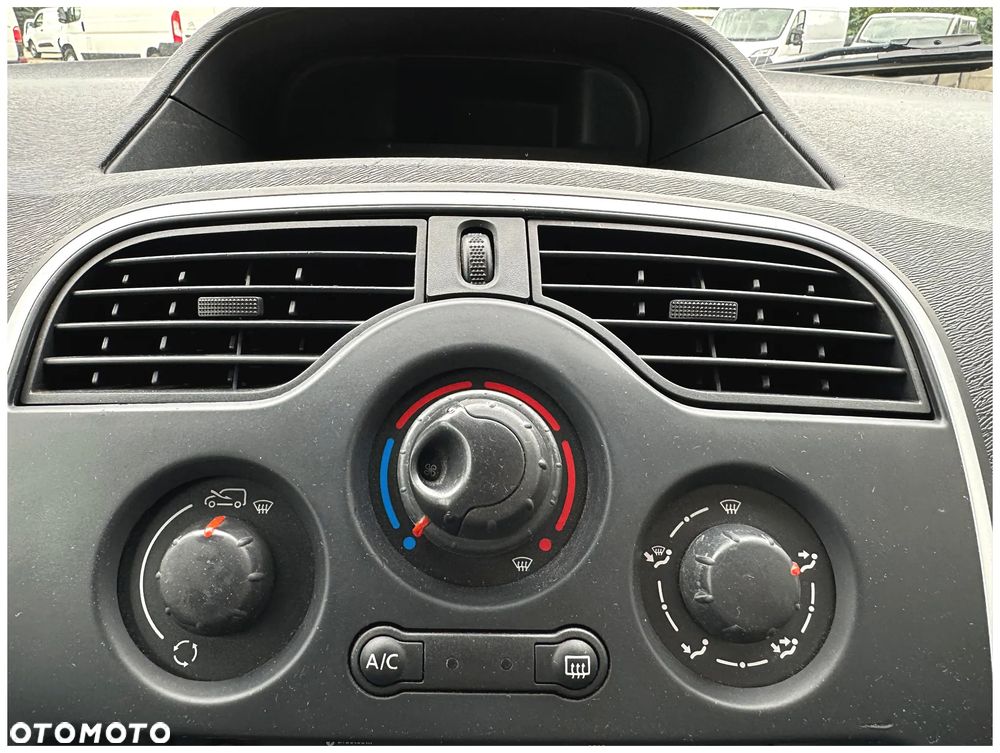 Renault Kangoo Maxi - 17