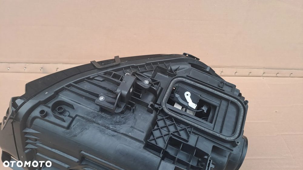 MERCEDES EQB EQB LEWA LAMPA FULL LED UŻYWANA A2439068900 - 9