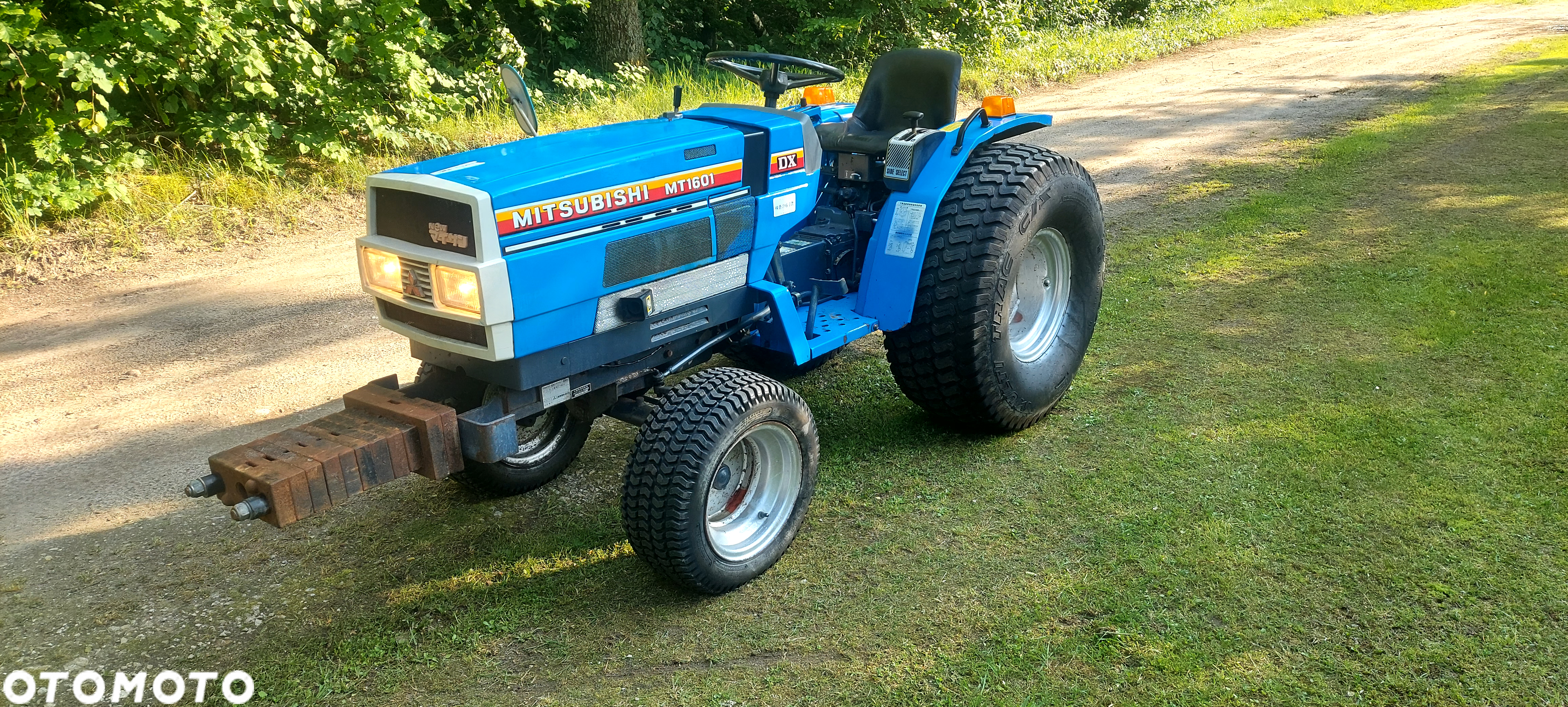 Mitsubishi MT1601 - 2