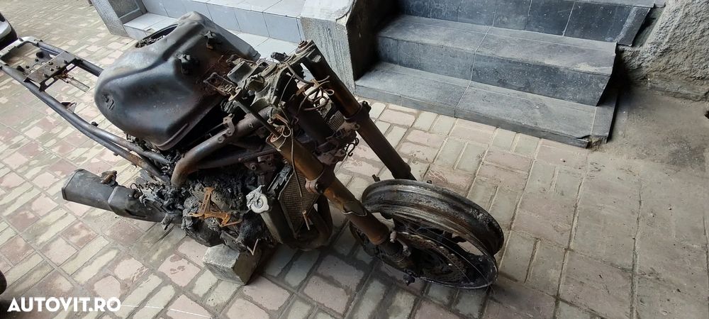 Kawasaki Z900, fabricate 2022/2024 cu daune de Incendiu - 7