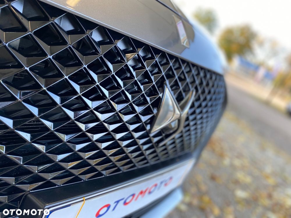 DS Automobiles DS 7 Crossback 2.0 BlueHDi Performance Line + - 24