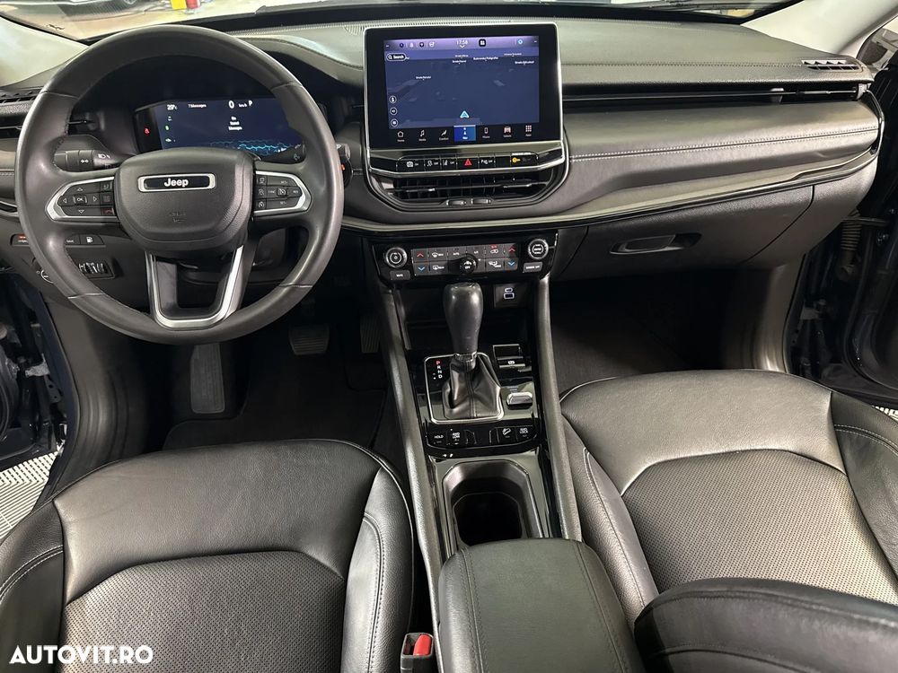 Jeep Compass - 10