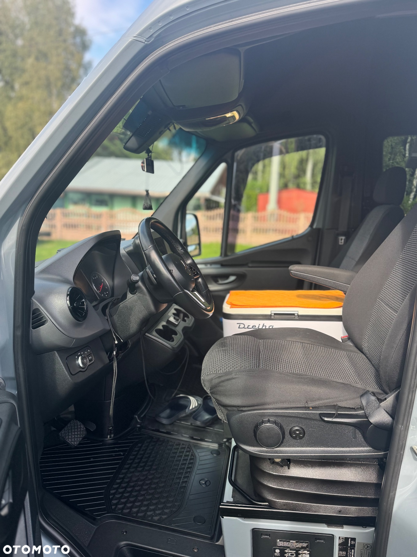 Mercedes-Benz Sprinter 319 CDI 907.233 - 10