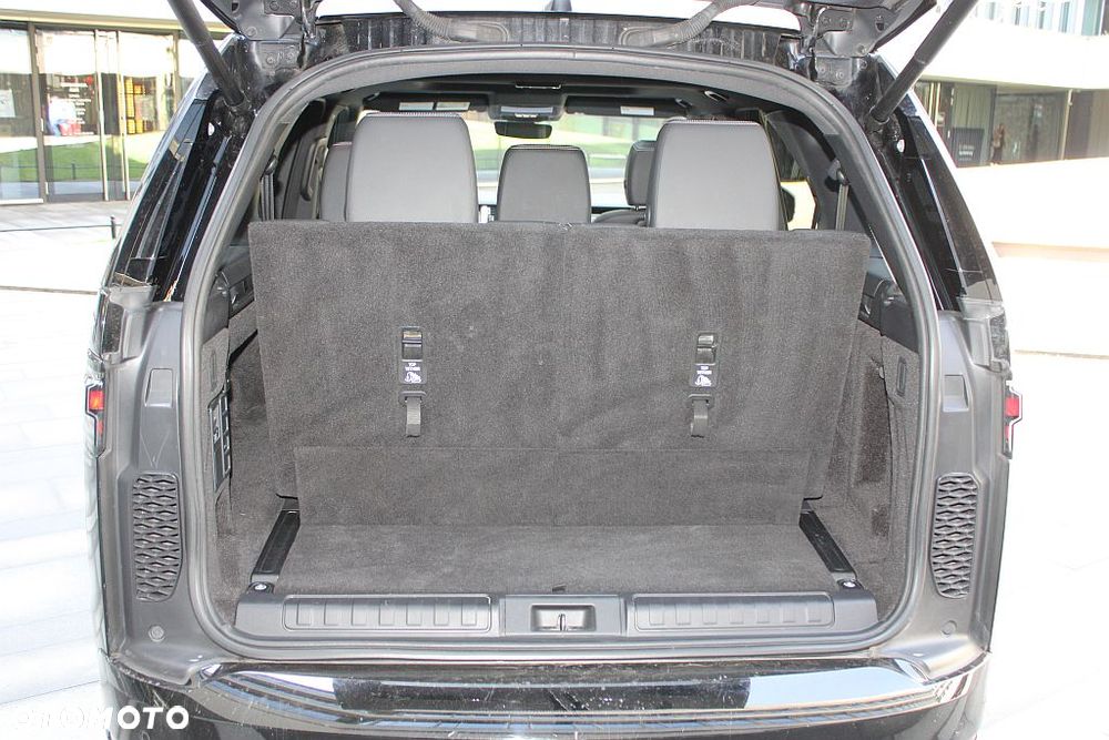 Land Rover Discovery 2.0 P300 R-Dynamic S - 37