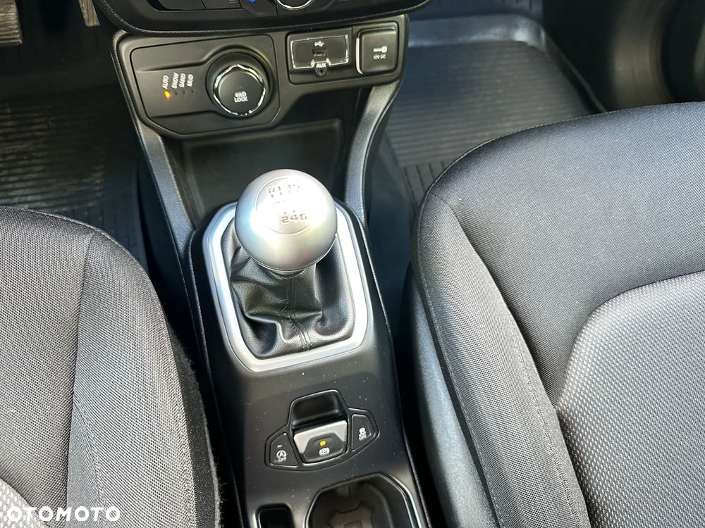 Jeep Renegade - 20