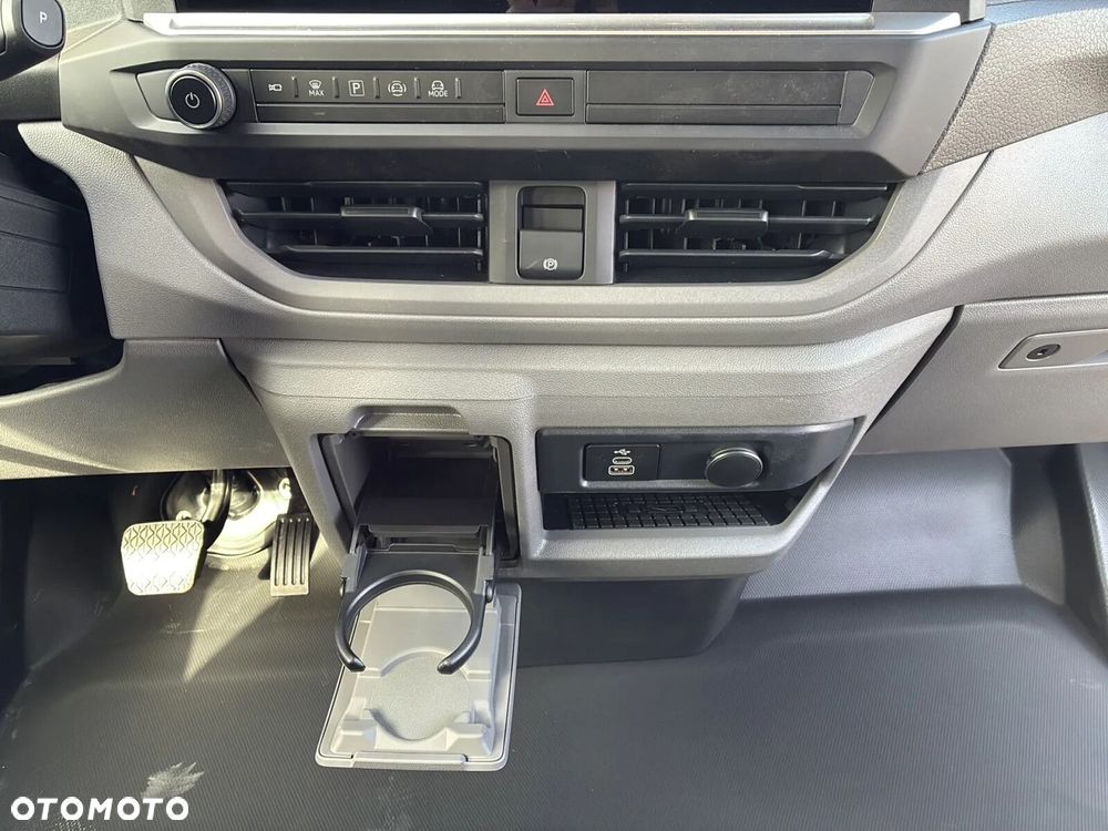 Volkswagen Transporter Furgon PLUS/5-cio osob./AUTOMAT (L2) 2.0 TDI 170KM, r.o. 3500 mm - 36
