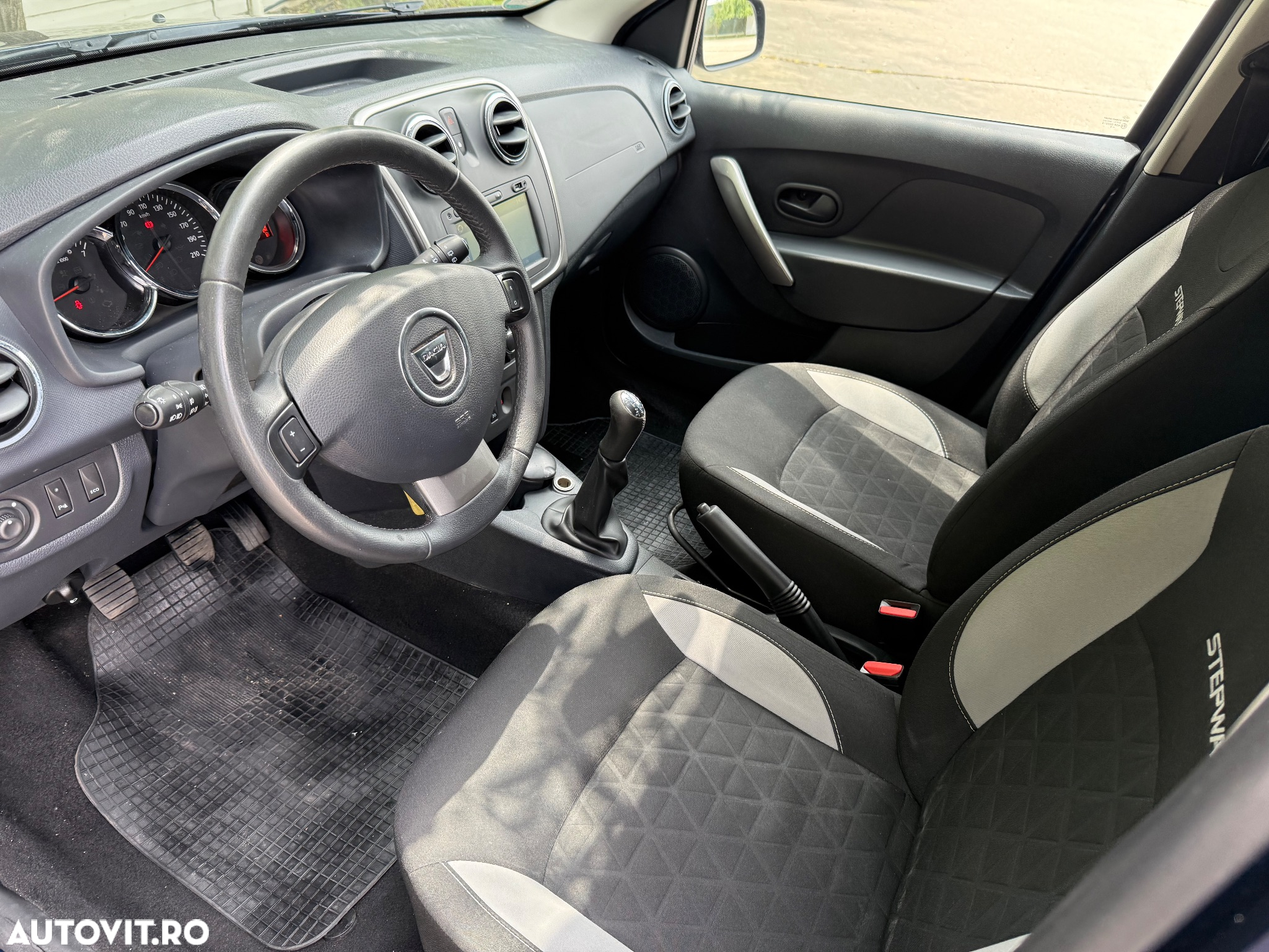 Dacia Sandero Stepway 0.9 TCe Prestige - 14