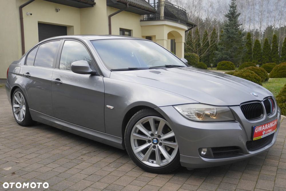 BMW Seria 3 318i - 10