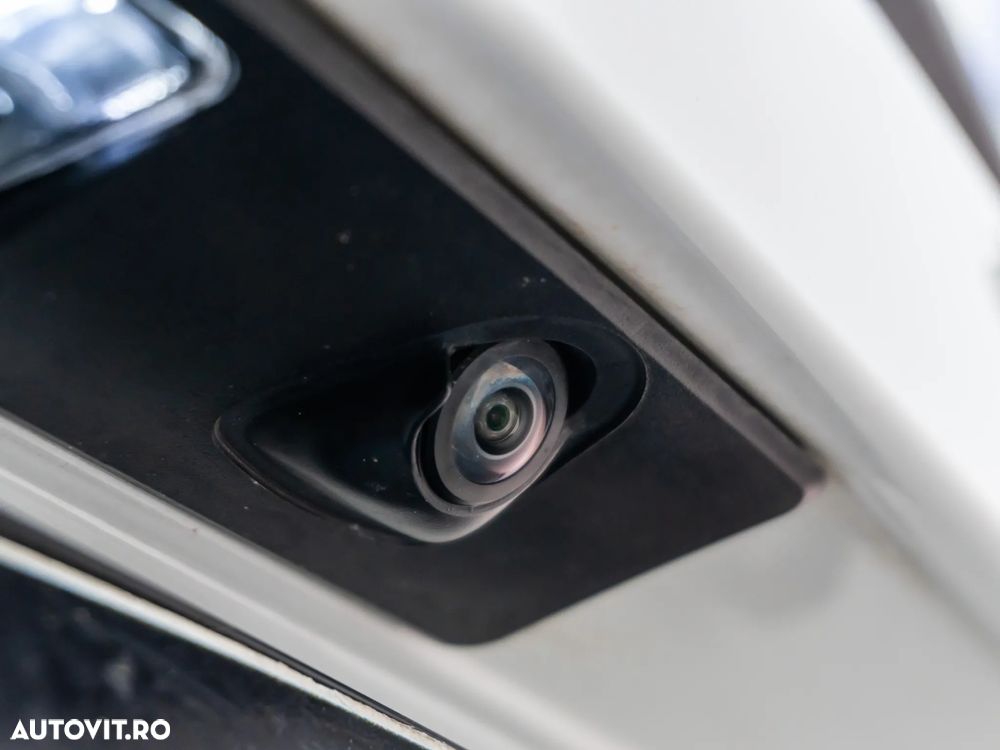 Volvo XC 90 T8 AWD Recharge Geartronic RDesign - 26