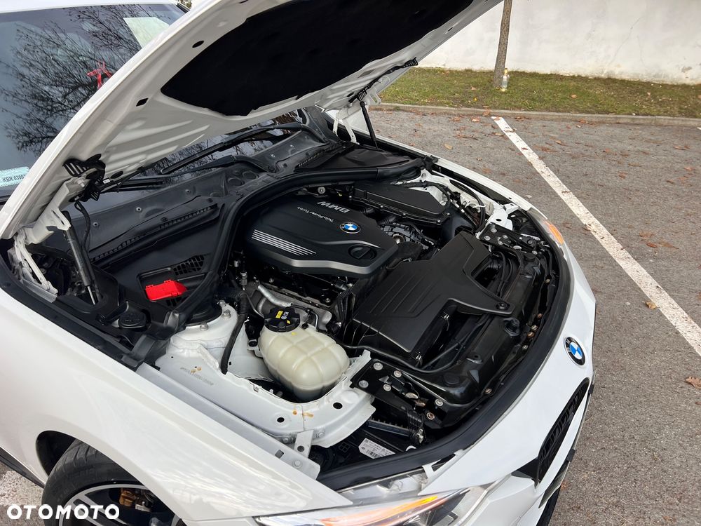 BMW Seria 3 320d DPF Blue Performance Edition Sport - 25