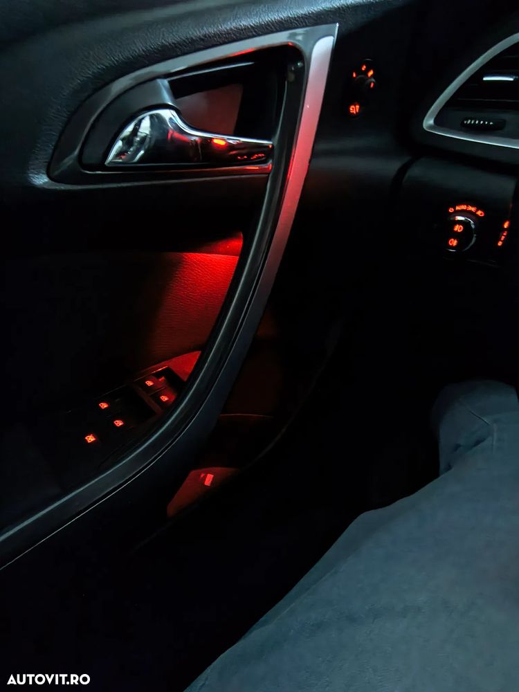 Opel Astra 2.0 CDTI Automatik Exklusiv - 10