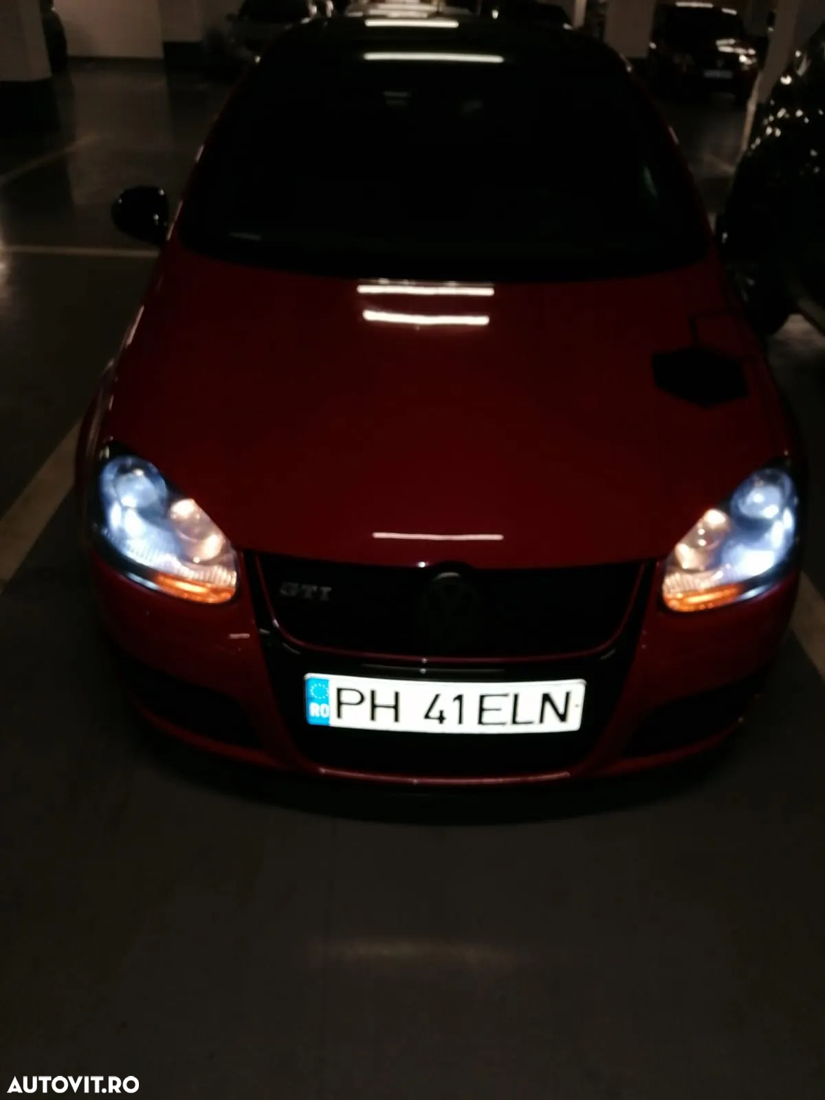 Volkswagen Golf 2.0 FSI GTI - 5