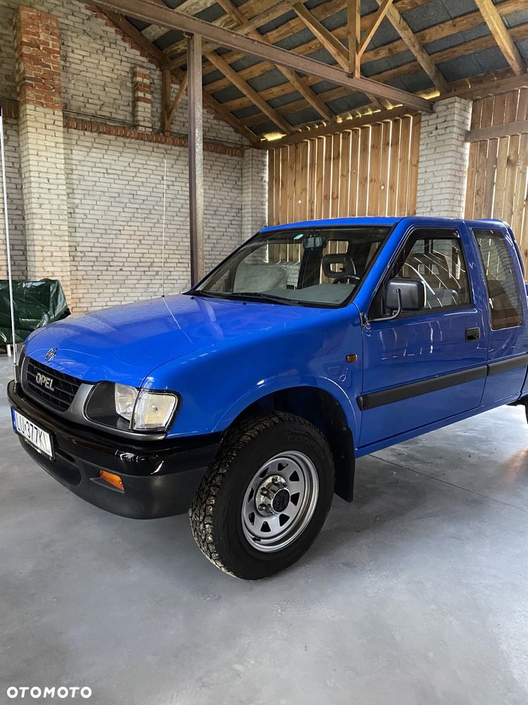 Opel Campo - 2