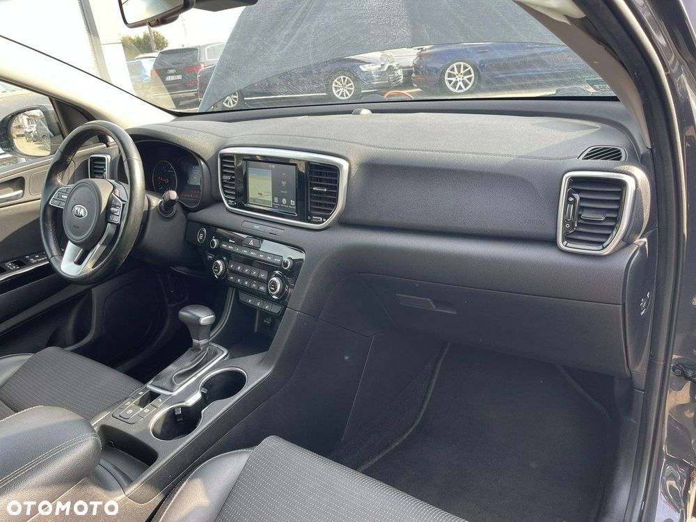 Kia Sportage 1.6 CRDI MHEV Business Line 2WD DCT - 9