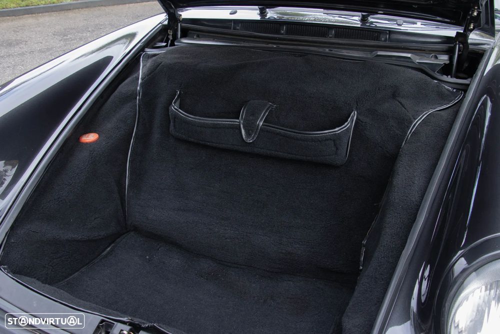 Porsche 911 (964) Coupé 3.6 Carrera 4 - 40