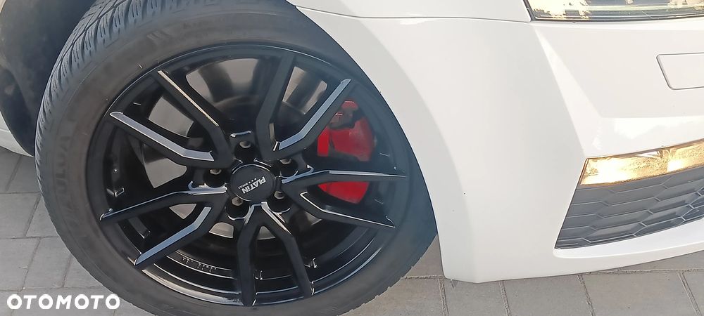 Skoda Octavia 2.0 TDI RS - 28