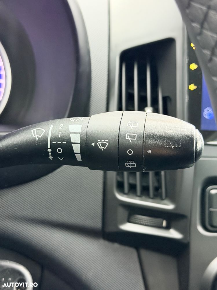 Hyundai i30 1.6 CRDI blue Classic - 26