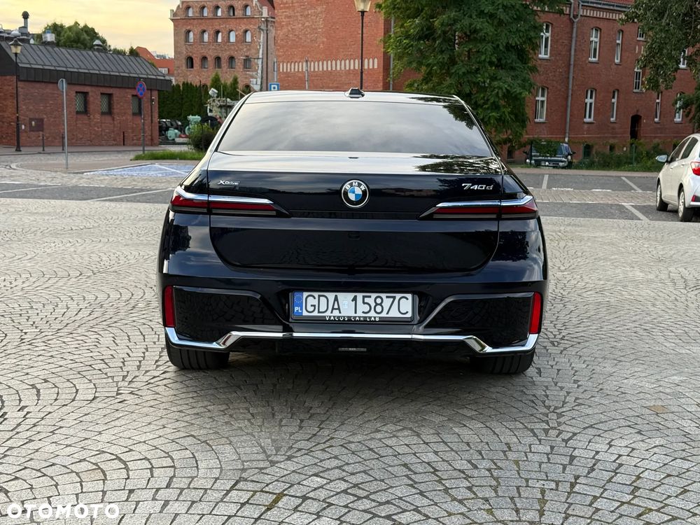 BMW Seria 7 740d xDrive mHEV sport - 7