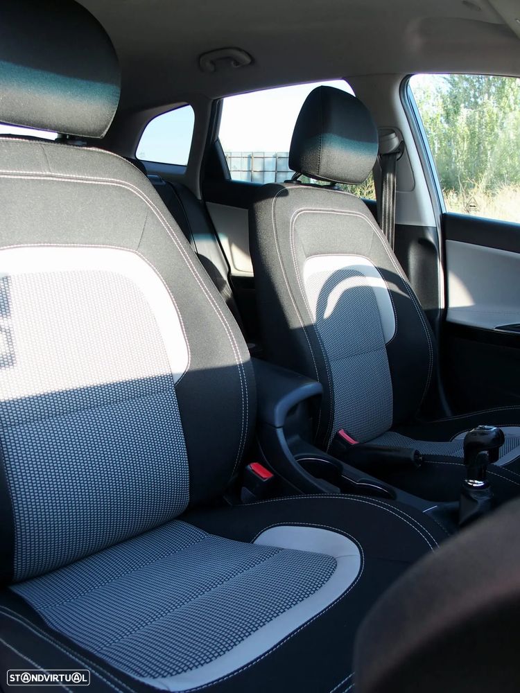 Kia Ceed - 19