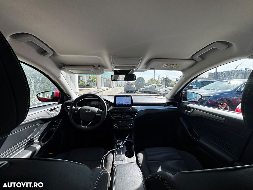 Ford Focus - 8
