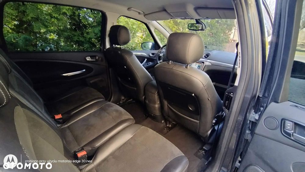Ford S-Max 2.2 TDCi Titanium - 4