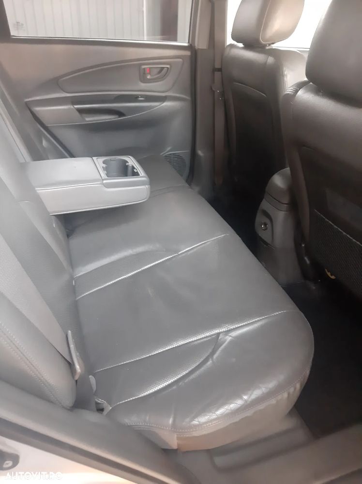 Hyundai Tucson 2.0 CRDI VGT 4WD - 8