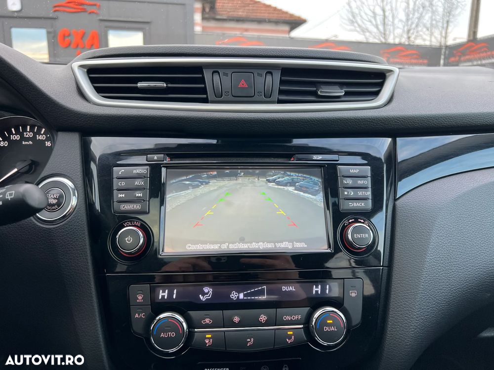 Nissan Qashqai 1.6 DCI Xtronic N-Connecta - 21