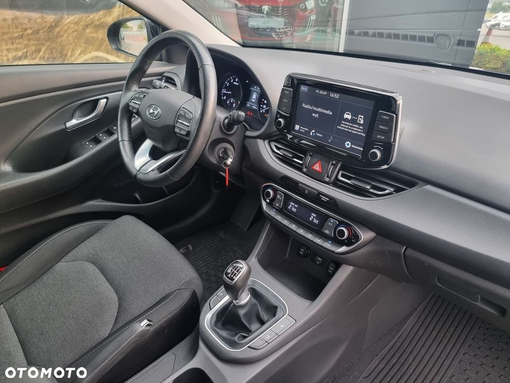 Hyundai i30 1.5 DPI Smart - 18