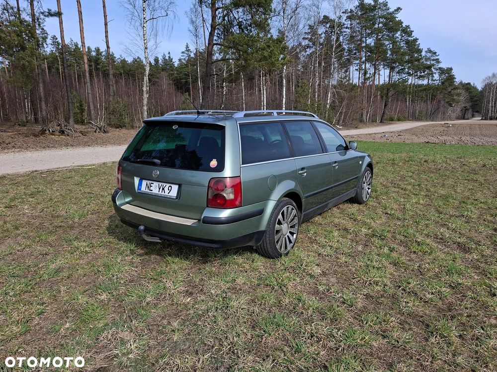 Volkswagen Passat 1.9 TDI Highline Tiptr - 4